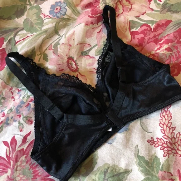 Vintage ORNELLA size 38C Bra Lingerie Deadstock Hong Kong Black Soft Cup NEW